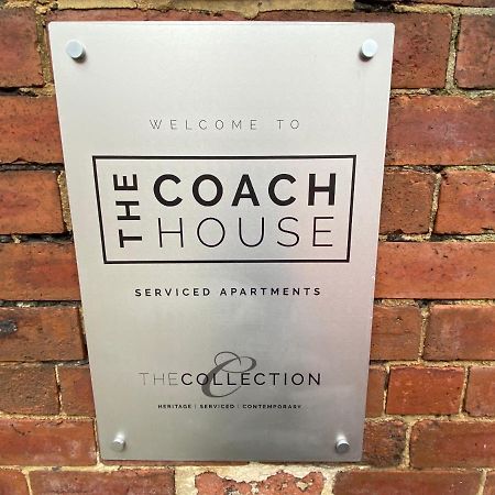 Loft At The Coach House Apartments リーズ エクステリア 写真